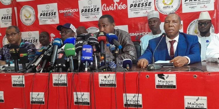 Guinée/Examens 2025 : Près de 566 000 Candidats inscrits …