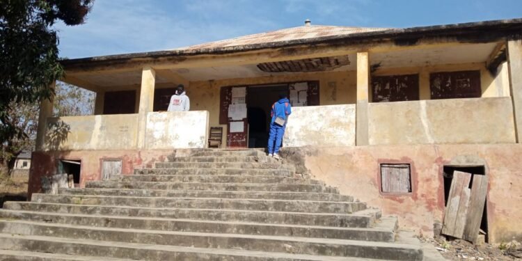 Le Lycée Oustoya de Pita En État de Délabrement, Un Appel à l’Aide Lancé