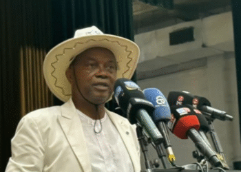 Aboubacar SOUMAH rassure : « le syndicat de l’éducation dit OUI à la nouvelle Constitution »