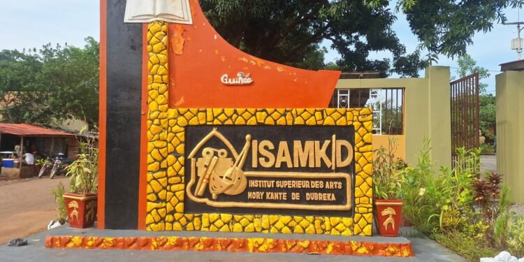 Dubreka : L’Institut Supérieur des Arts de Mory KANTE Entre Innovations et Défis