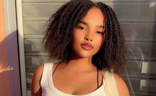 Dixinn : Une Élève Interpellée Pour Présumé Vol de 15 000 dollars