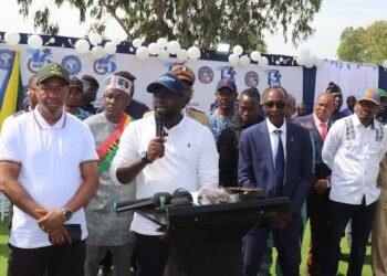 Labé : 165 nouveaux diplômés célébrés dans une cérémonie vibrante au Campus Ahmadou DIENG