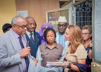 Guinée : Une Caravane Pour Promouvoir l’Égalité des Chances à l’École Entre Filles et Garçons