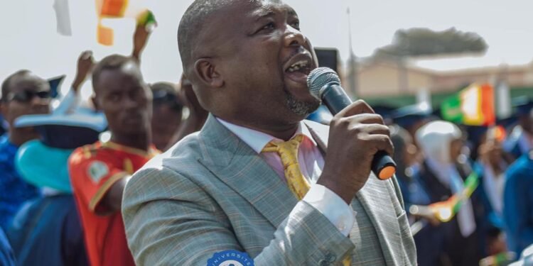 Labé : L’UAD honore Ses Diplômés Sous le Haut Patronage du Ministre Mory CONDE