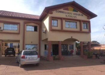 Kankan : Des Élèves Interpellés dans un Chicha Lounge en Pleine heure de Cours