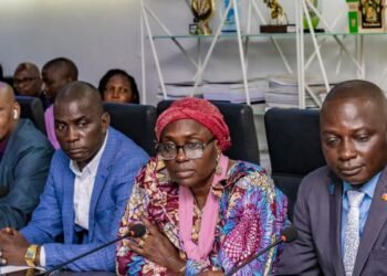 Menace de Grève : Le Gouvernement Invite l’intersyndicale à la table des négociations le 17 novembre