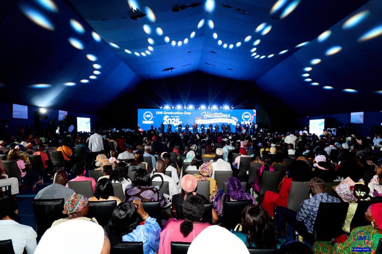 Conakry : L’Université Mercure International Célèbre la Remise des Diplômes de la Promotion 2025