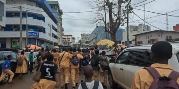 Éducation : Les Élèves dans la rue, Perturbation Totale des Cours ce lundi 