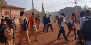 Kankan : Des Élèves d’Écoles Publiques pris à partie après des incursions dans des Établissements privés en pleine grève