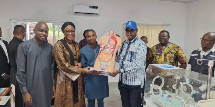 Écoles Techniques de Santé : L’OMS injecte 300M GNF high-tech en Guinée !