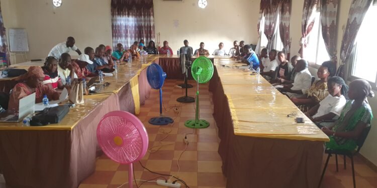 ISAV de Faranah : le Pr David TOGUYENI, partage son expertise sur la valorisation des matériaux locaux et l'efficacité énergétique