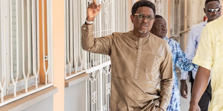 Une vision portée par la souveraineté scientifique Tout au long de son parcours, le ministre a rappelé que cette dynamique s’inscrit dans la vision du Président de la République, le Général de Corps d’Armée Mamadi Doumbouya. Pour le gouvernement, le renforcement du capital humain est le levier indispensable de la souveraineté nationale.