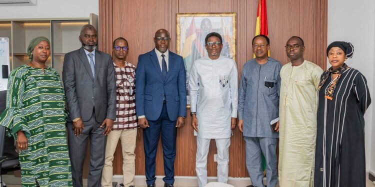 Souveraineté alimentaire : Alpha Bacar BARRY veut des cantines scolaires « 100% Guinée »