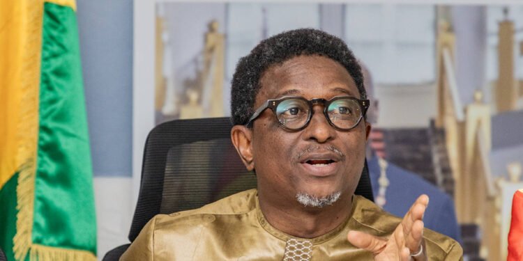 Gouvernance : Alpha Bacar BARRY impose la « culture du résultat » au Cabinet