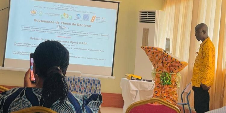 Géosciences : Ousmane Djènè Kaba décroche son doctorat avec une thèse majeure sur l’impact minier à Sangarédi