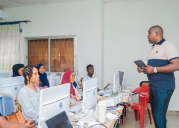 L’Université Ahmadou Dieng brise le tabou de l’IA : « Dompter la machine pour libérer le génie africain »