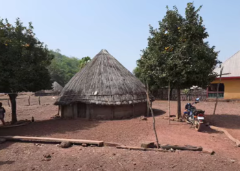 URGENCE ÉDUCATION : À Keïra, l’avenir de centaines d’enfants suspendu à un fil