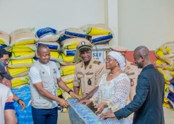 Faranah : L’ANGUCH au secours des étudiants de l'ISAV après l'incendie