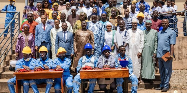 Modernisation de l’école : Le MENA-ETFP propulse le concept « Former en produisant » pour équiper les classes de Guinée