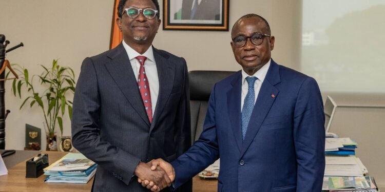 Guinée–Côte d'Ivoire : Alpha Bacar Barry et Koffi N'Guessan scellent à Abidjan un partenariat éducatif stratégique