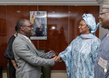Coopération régionale : la Ministre malienne Oumou Sall Seck à Conakry pour les Olympiades des Métiers
