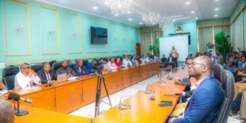 Guinée : 100 étudiants en droit et sciences politiques immergés au Conseil National de la Transition pour un mois de formation institutionnelle