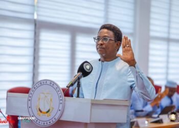 Alpha Bacar Barry prête serment au Palais Mohamed V et s'engage pour la transformation du système éducatif guinéen