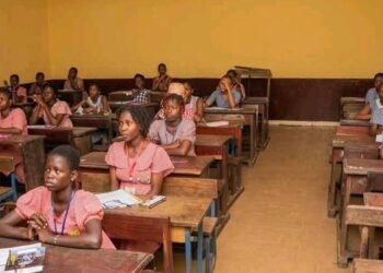 Éducation gratuite de 5 à 17 ans : Le Président Mamadi Doumbouya ordonne l’application de l’article 21 dès la rentrée 2026-2027