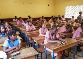 Examens nationaux en Guinée : Alpha Bacar Barry réaffirme la « tolérance zéro » face à la fraude