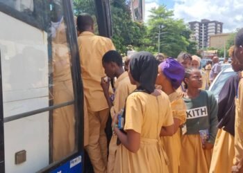 Service à la communauté : l’UNC déploie ses bus pour le transport gratuit des candidats au BEPC et au Baccalauréat