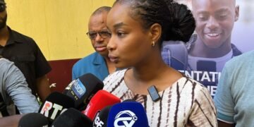 Orientation des bacheliers : en visite au centre d’appel de l’ISSEG, la ministre Djami Diallo rassure sur le bon déroulement du processus
