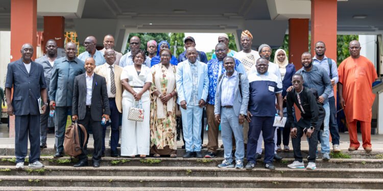 Médecine traditionnelle en Guinée : l’ASG mobilise la recherche scientifique pour structurer la pharmacopée nationale